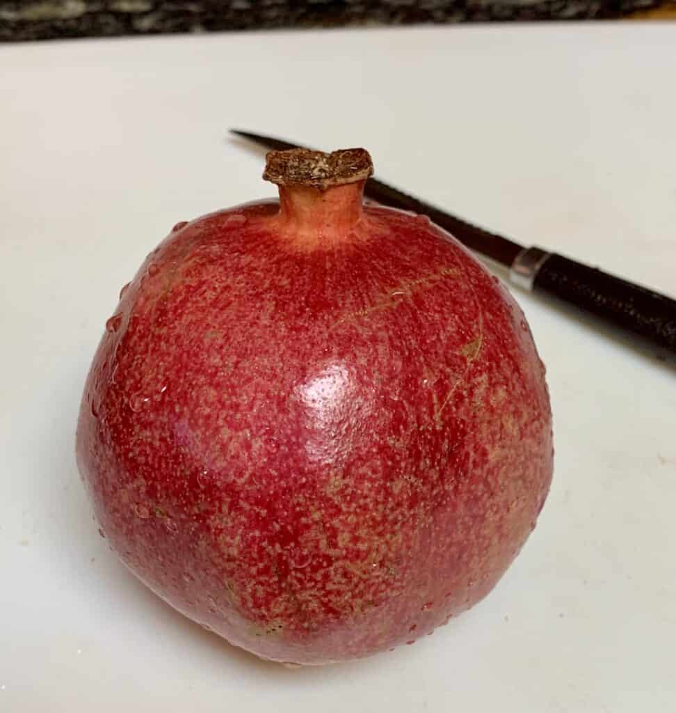how to pick ripe pomegranates