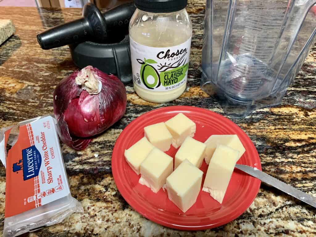 making white cheddar red onion dip